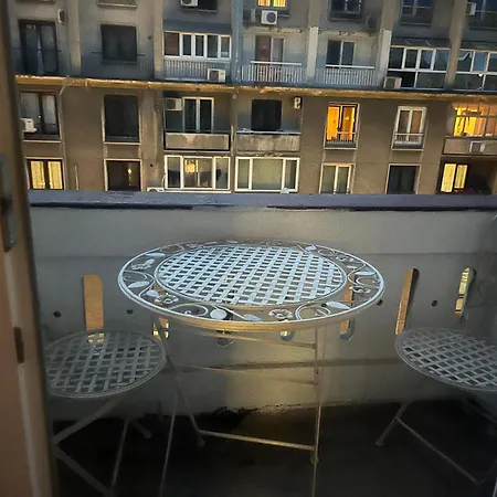 Garsoniera In Centrul Istoric Al Bucurestiului * Bukarest